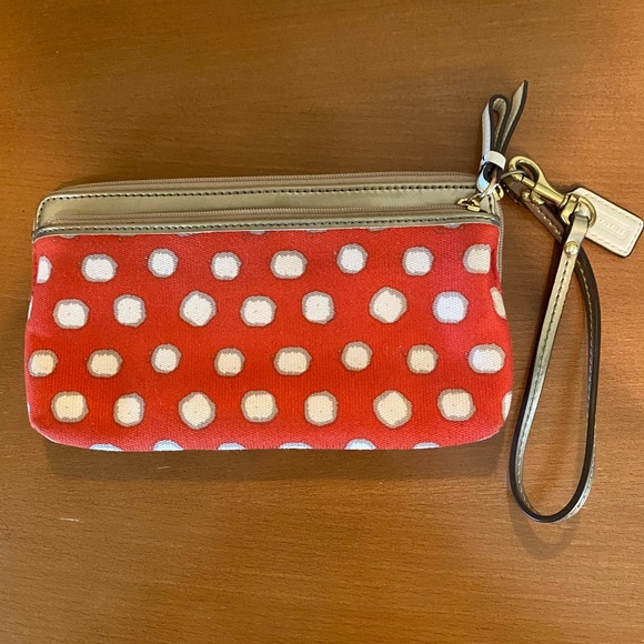 Coach Wristlet - Picture 1 of 4